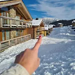 Viva Jasna & Sauna, Jacuzzi, Wallbox * 迪马诺卡多林纳