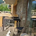 Viva Jasna & Sauna, Jacuzzi, Wallbox 迪马诺卡多林纳