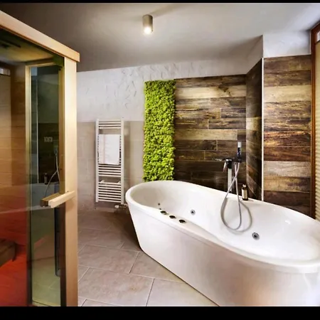Viva Jasna & Sauna, Jacuzzi, Wallbox * Demänovská Dolina