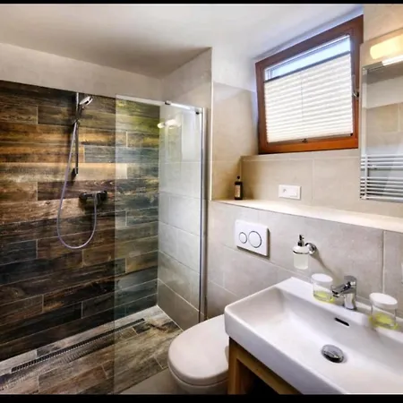 Lejlighed Viva Jasna & Sauna, Jacuzzi, Wallbox
