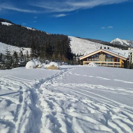 Viva Jasna & Sauna, Jacuzzi, Free Parking, Wallbox 11kw דירה