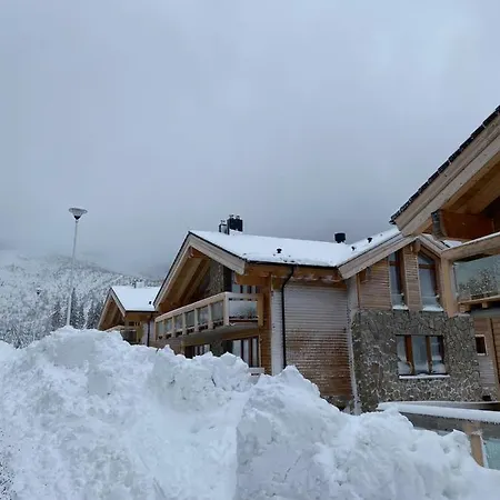 Apartment Viva Jasna & Sauna, Jacuzzi, Free Parking, Wallbox 11kw *