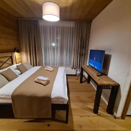 公寓 Viva Jasna & Sauna, Jacuzzi, Wallbox 迪马诺卡多林纳