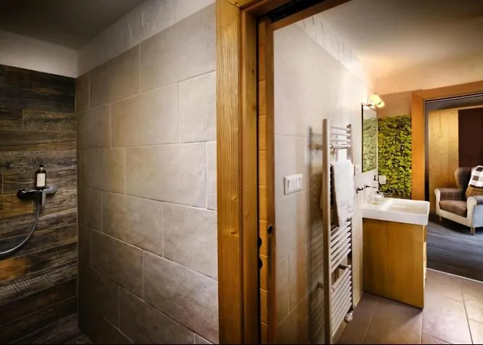 Lägenhet Viva Jasna & Sauna, Jacuzzi, Wallbox Demanovska Dolina